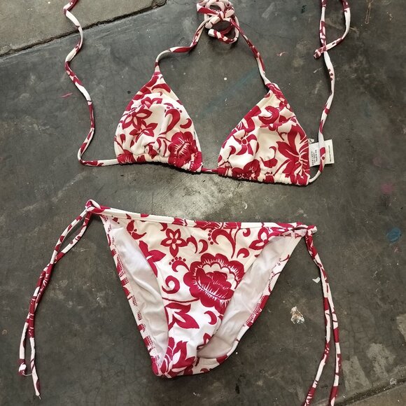 Roxy Swim Vintage Roxy Floral Red White Bikini Mismatched Sizes roxy-swim-vintage-roxy-floral-red-white-bikini-mismatched-sizes
